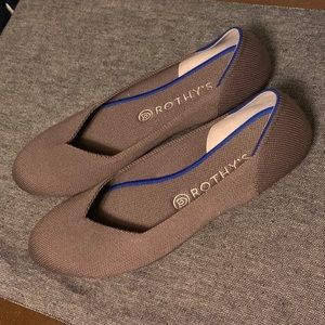 Rothys Flats - 9.5 - Mink - Retired Color!